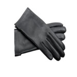 Black unlined women leather gloves, everyday leather gloves - soft and smooth nappa lamb leather - Image 2